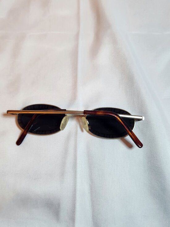 Vintage ELLE EL2700 Oval Sunglasses Gold Logo Frame Brown Lens 140mm Y2K main image 10